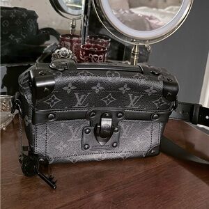 Louis Vuitton 🖤 Monogram Eclipse 🖤 Soul Trunk